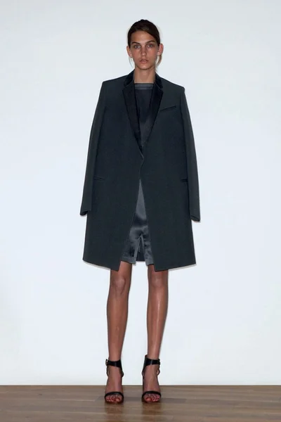 Look 25